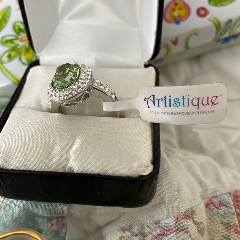 New with tags august birthstone